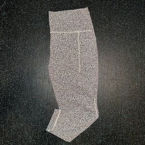 Athleta Salutation Stash Textured Tight